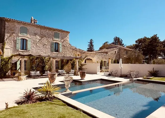 Maison Roucas - Restaurant Et Chambres D\'Hotes