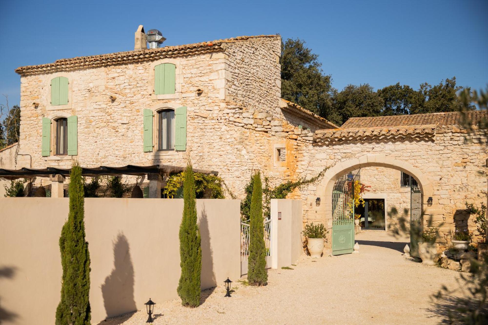 Maison Roucas - Restaurant Et D'hotes Guest house *
