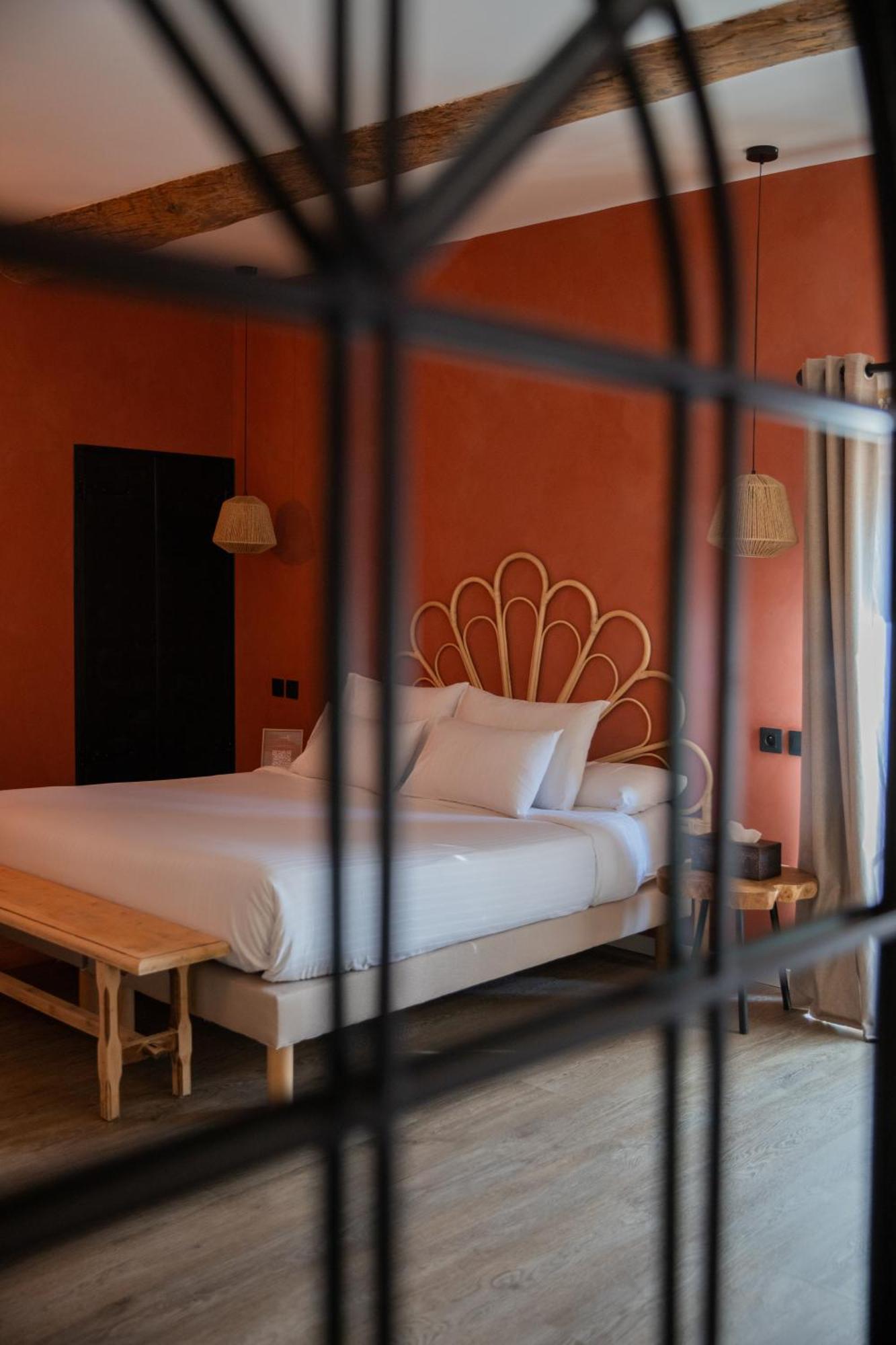 Maison Roucas - Restaurant Et D'hotes Guest house Solerieux
