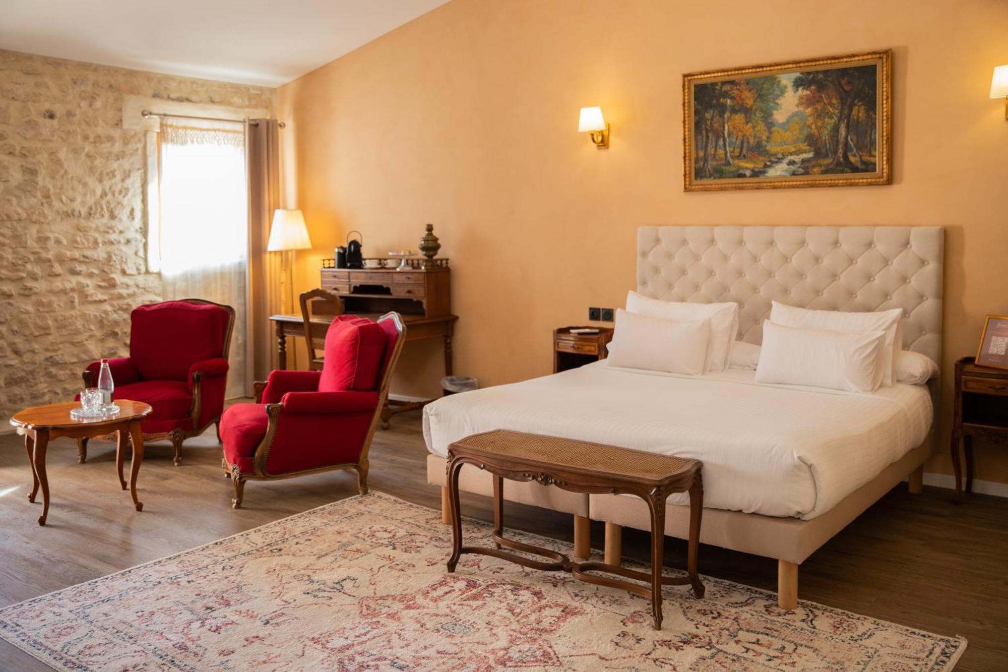 Maison Roucas - Restaurant Et D'hotes Guest house *