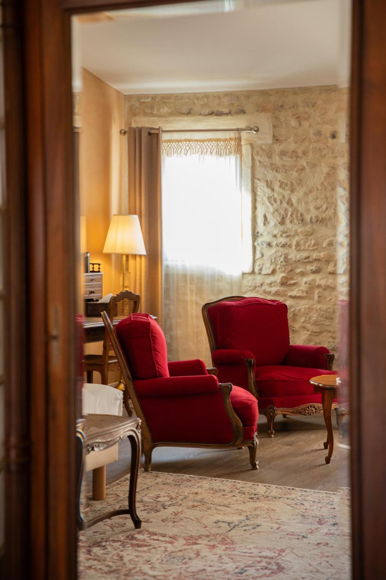 Maison Roucas - Restaurant Et D'hotes